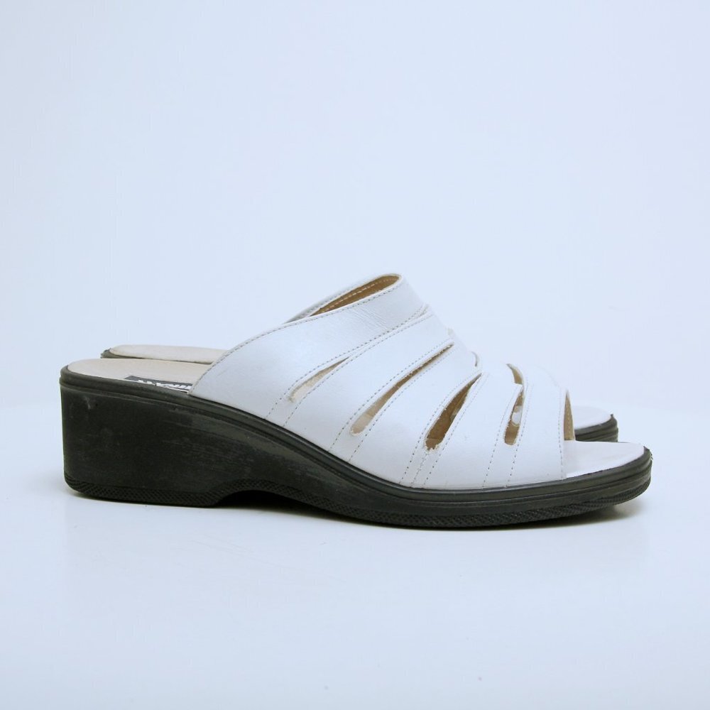 NWOT‎ Romika Leather Strap Slide Sandals